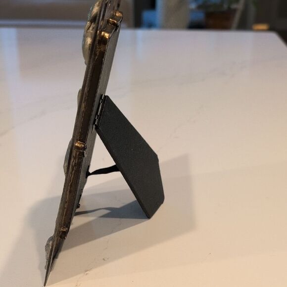 Pewter Tone Cat and Mouse Picture Photo Frame - Picture 6 of 9